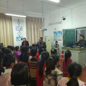 情系留守兒童，圓夢愛在校園